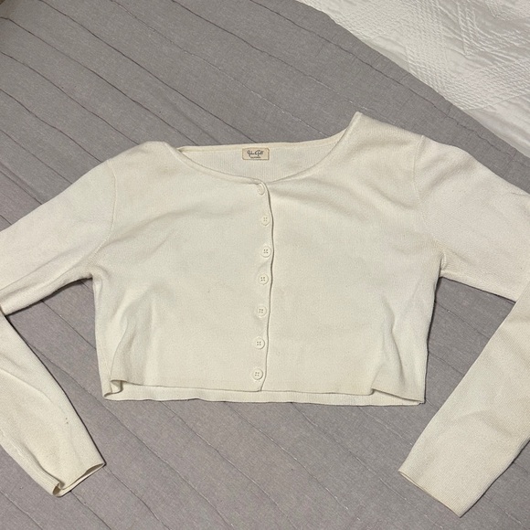 Brandy Melville Cropped Cream Button-Up Cardigan - Picture 1 of 2
